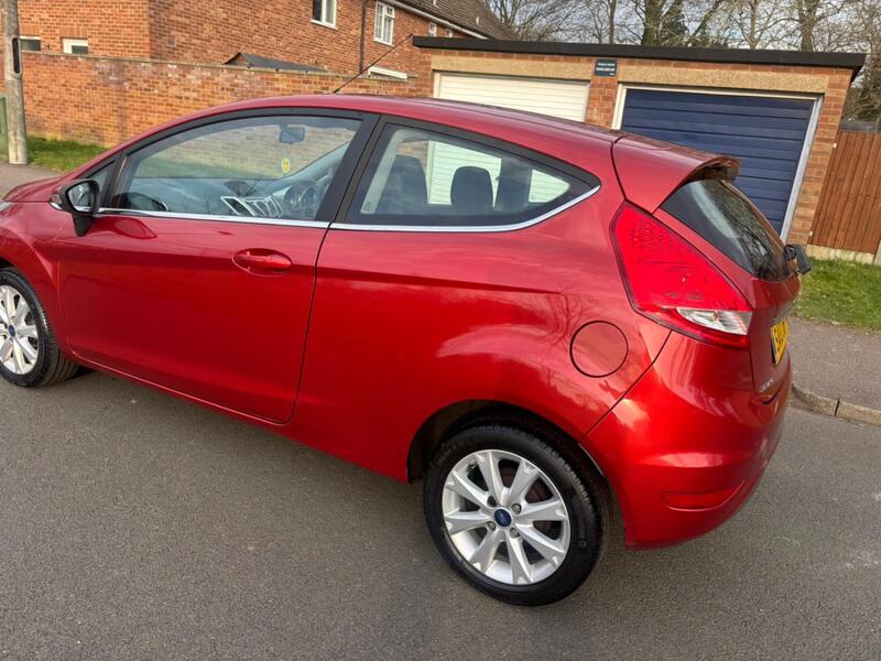 FORD FIESTA