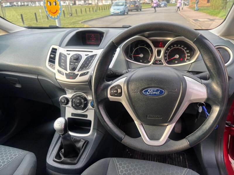 FORD FIESTA